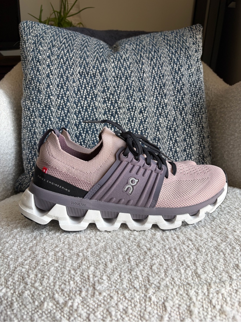 Women’s On Cloudswift 3 Running Shoes~ size 8 - Picture 2 of 11